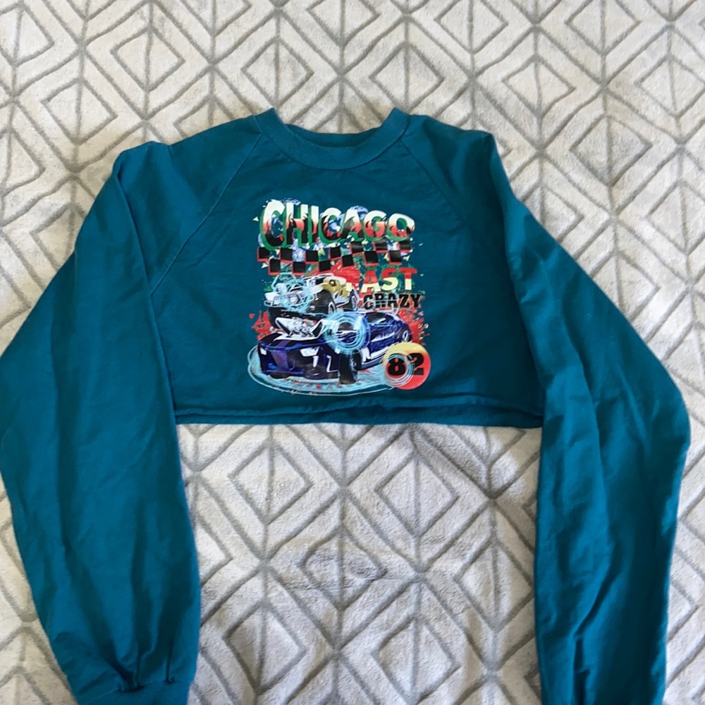 Teal Cropped Crew Neck Fits Like a Small